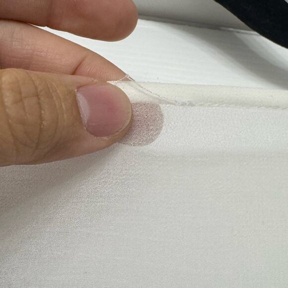 Cooper & Ella White Blue Dot V-Neck Short Sleeve Romper Women’s Medium - Picture 7 of 10